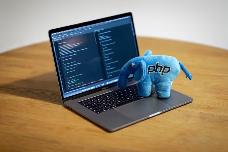 Comparativa Detallada: PHP vs Python en 2024